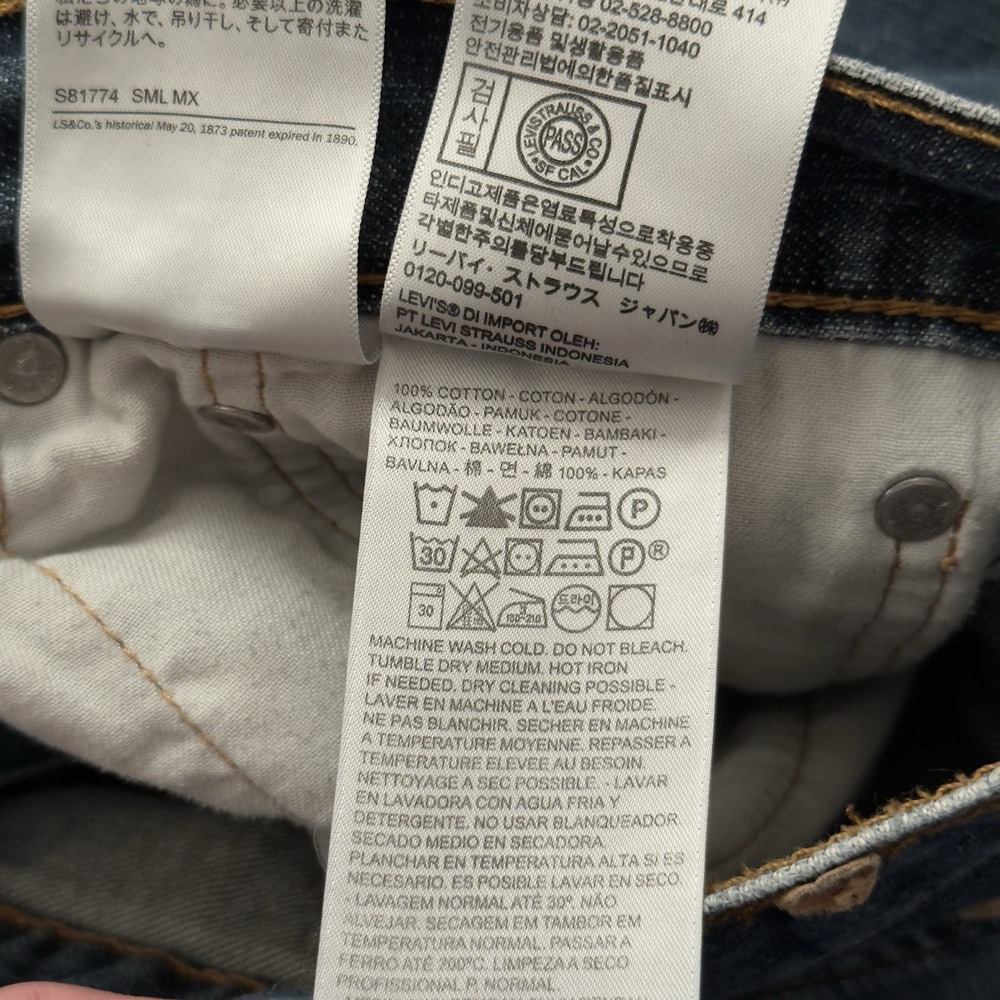 Levi Jeans Tag Removed 40x30 Very Nice Fade And Wear - Picture 8 of 9